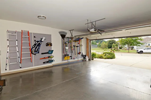 $634,000 | 24 Oak Ridge Trail, Deerfield, WI 53531