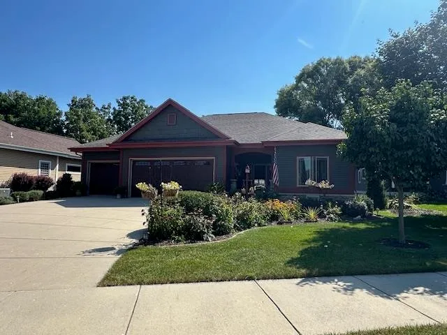 $634,000 | 24 Oak Ridge Trail, Deerfield, WI 53531