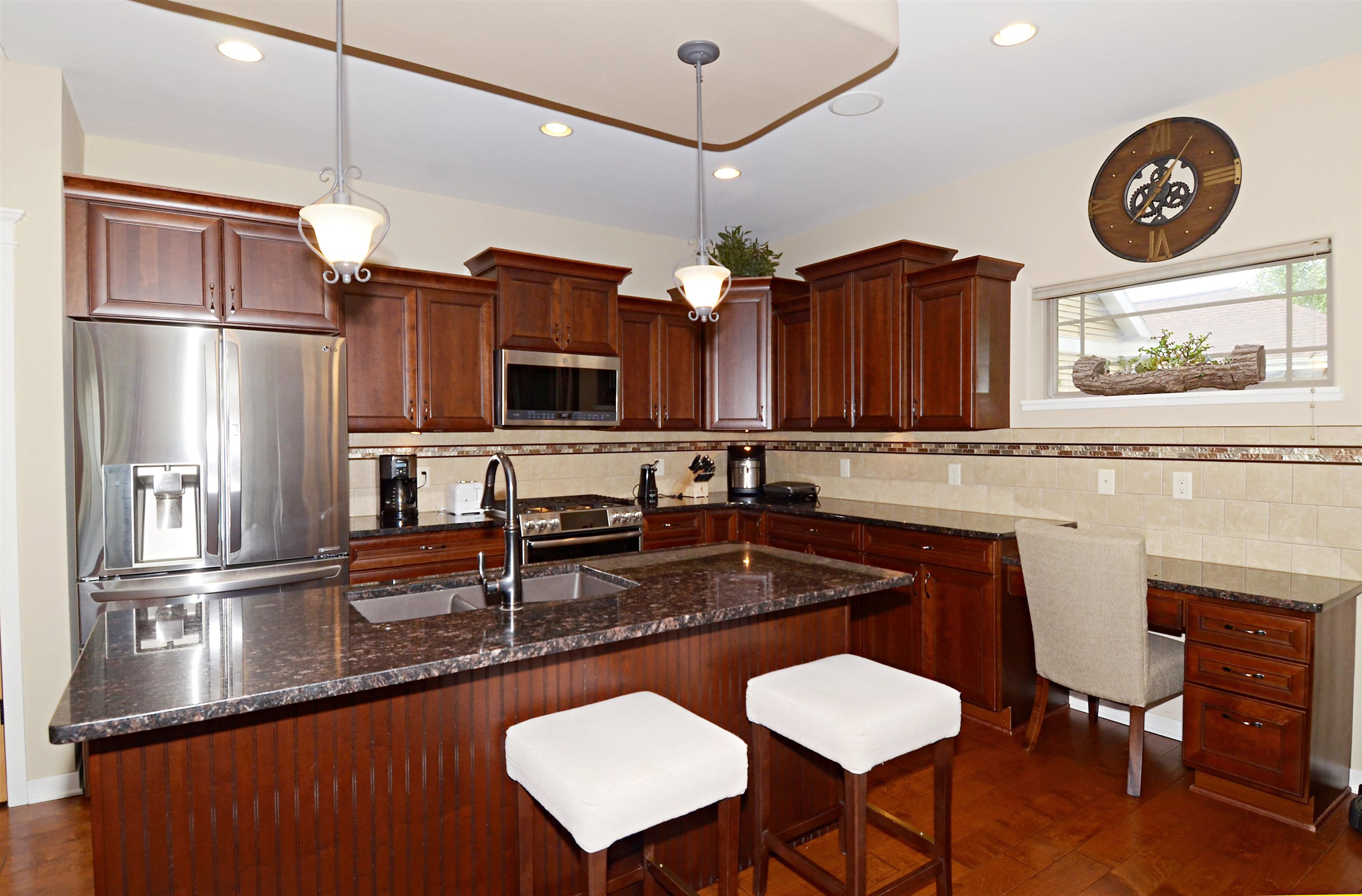 24 Oak Ridge Trail Deerfield, WI 53531 - Photo 10 of 65