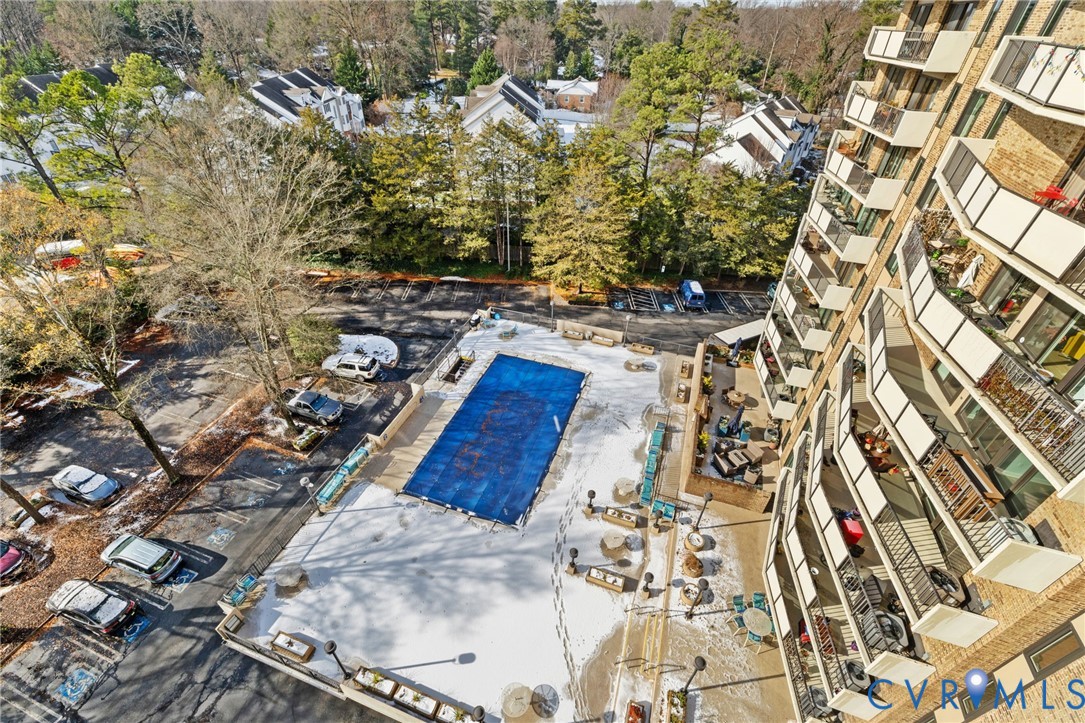 2956 Hathaway Road, Unit 903 Richmond, VA 23225 - Photo 22 of 27 view of a city