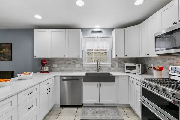 $449,900 | 313 South Elm Street, Manteno, IL 60950