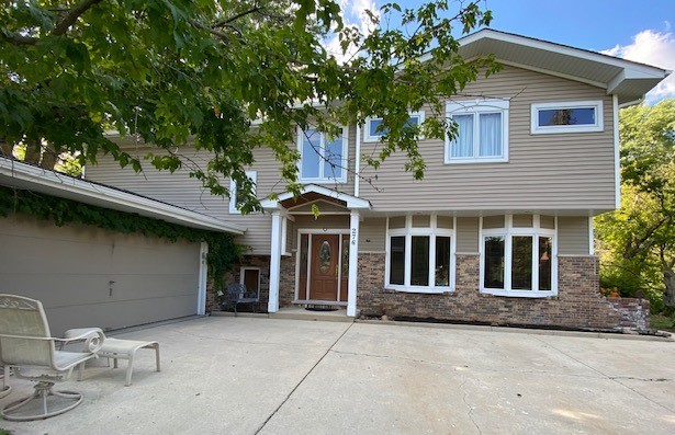29W276 Wagner Road Naperville, IL 60564 - Photo 1 of 56