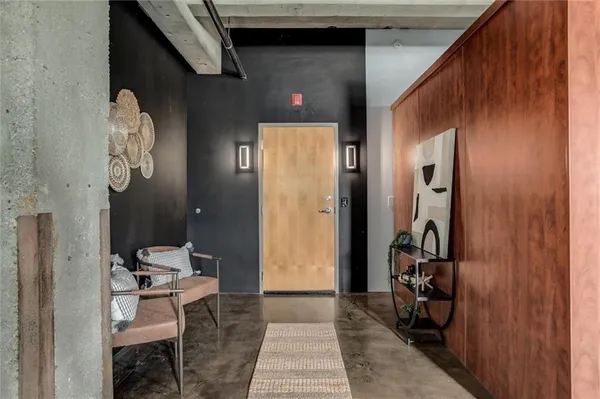 $335,000 | 360 West Pershing Road, Unit 110, Kansas City, MO 64108