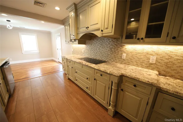 $4,000 | 20 Annadale Street, Armonk, NY 10504