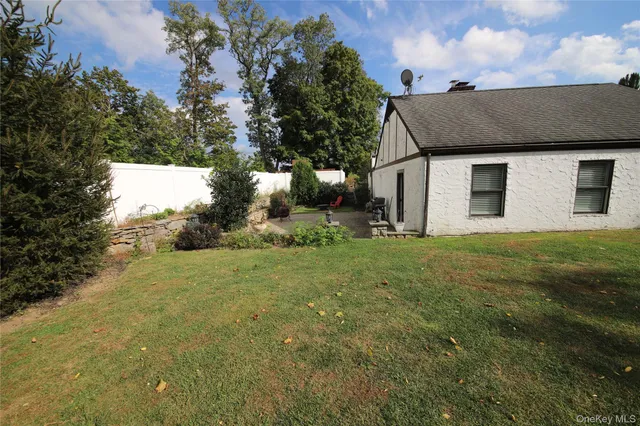 $4,000 | 20 Annadale Street, Armonk, NY 10504