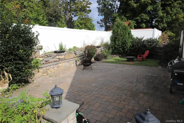 $4,000 | 20 Annadale Street, Armonk, NY 10504