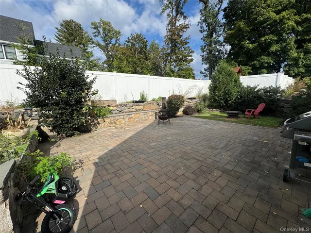 $4,000 | 20 Annadale Street, Armonk, NY 10504