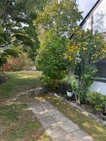 $4,000 | 20 Annadale Street, Armonk, NY 10504
