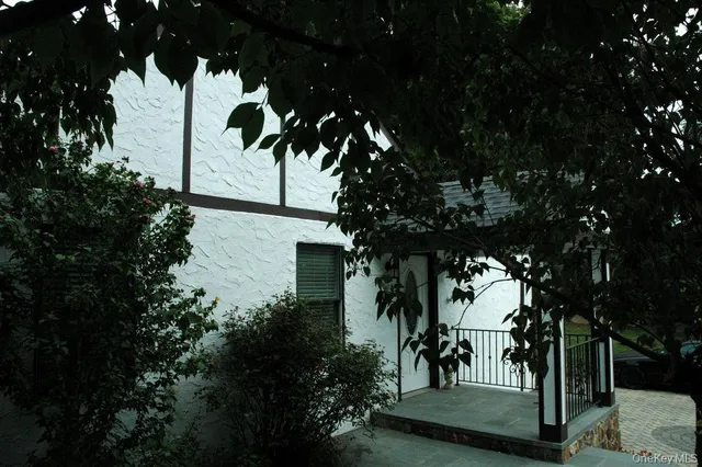 $4,000 | 20 Annadale Street, Armonk, NY 10504