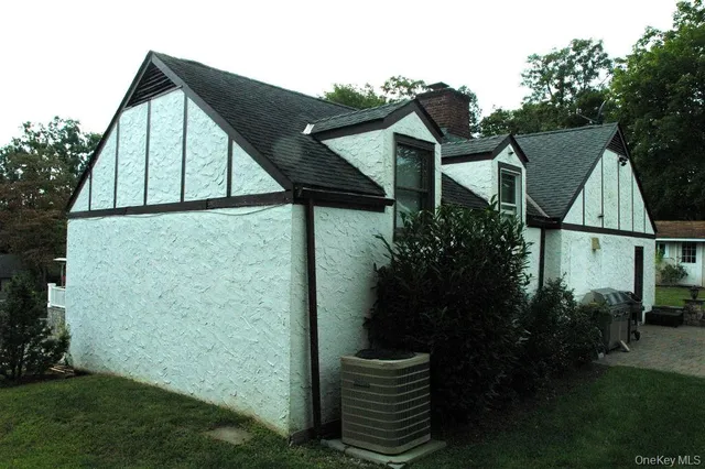 $4,000 | 20 Annadale Street, Armonk, NY 10504