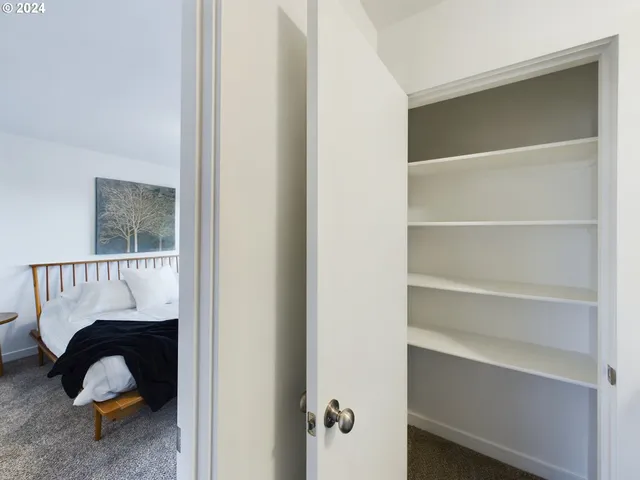 $512,000 | 221 Merrick Avenue, Umatilla, OR 97882