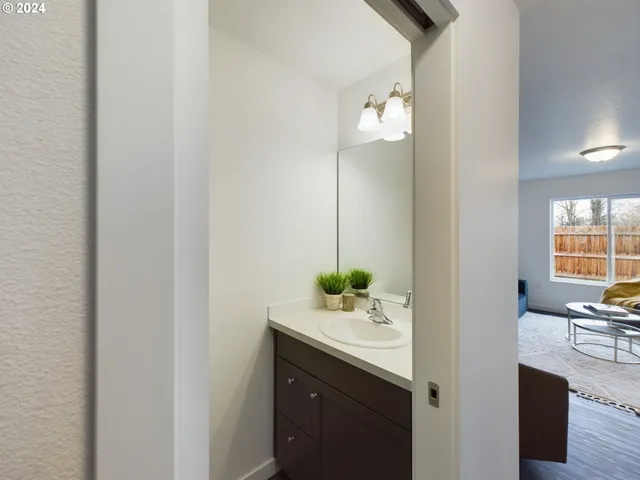 $512,000 | 221 Merrick Avenue, Umatilla, OR 97882