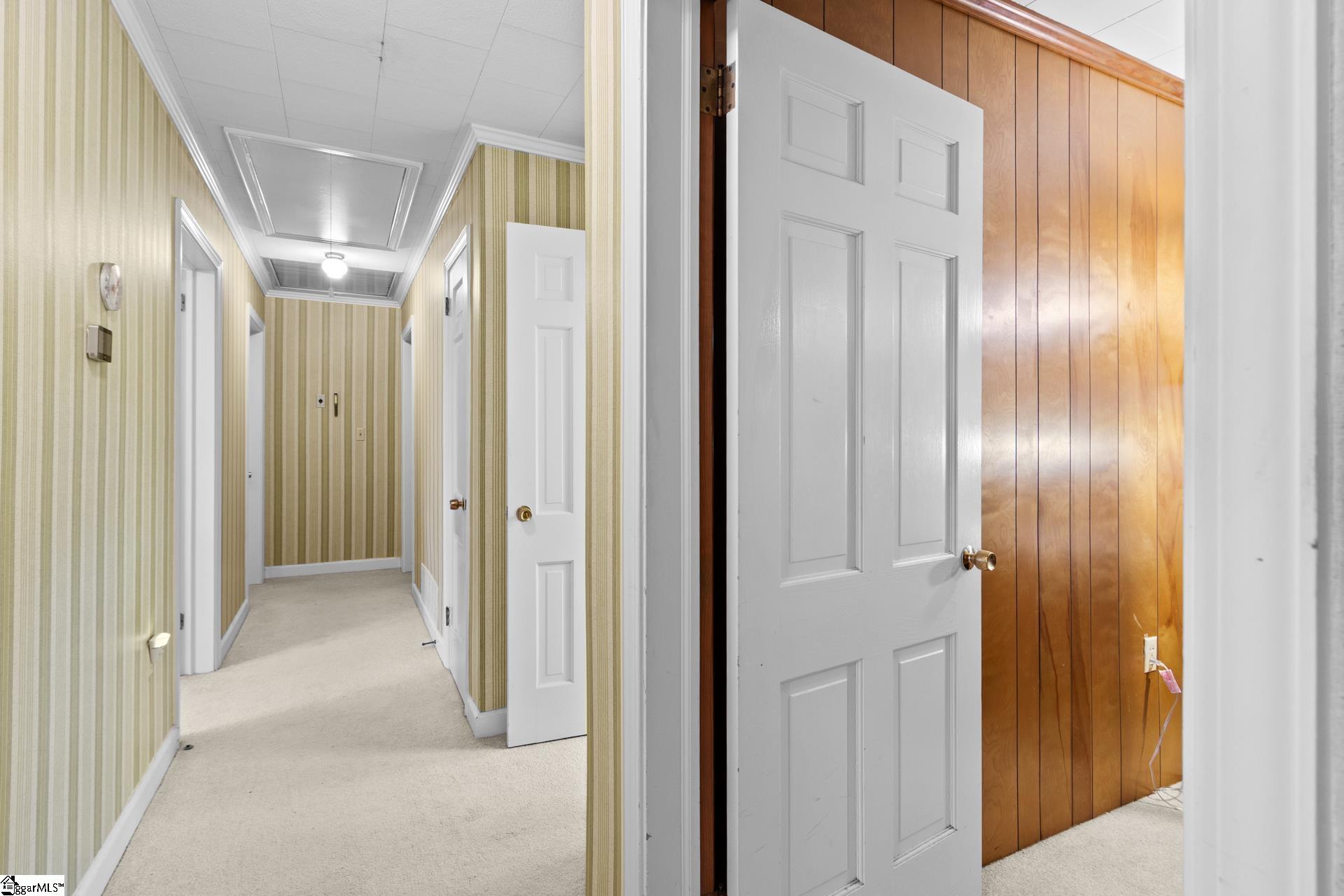 1026 Sunset Boulevard Clinton, SC 29325 - Photo 16 of 40