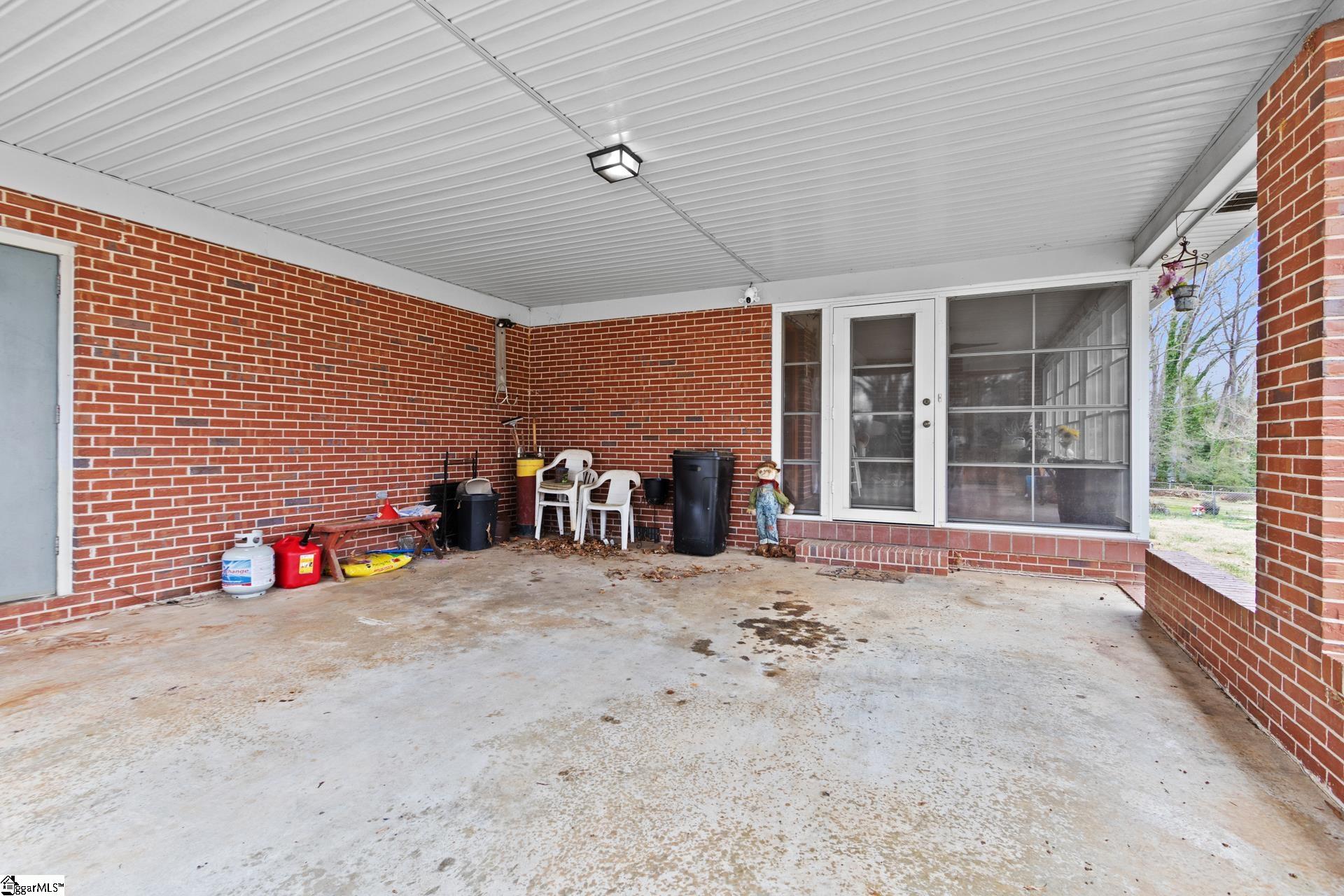 1026 Sunset Boulevard Clinton, SC 29325 - Photo 31 of 40