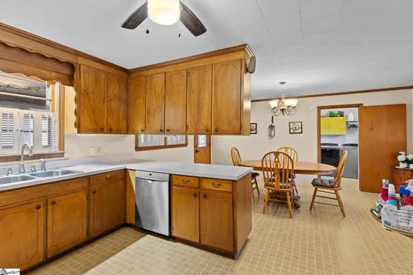 $225,000 | 1026 Sunset Boulevard, Clinton, SC 29325