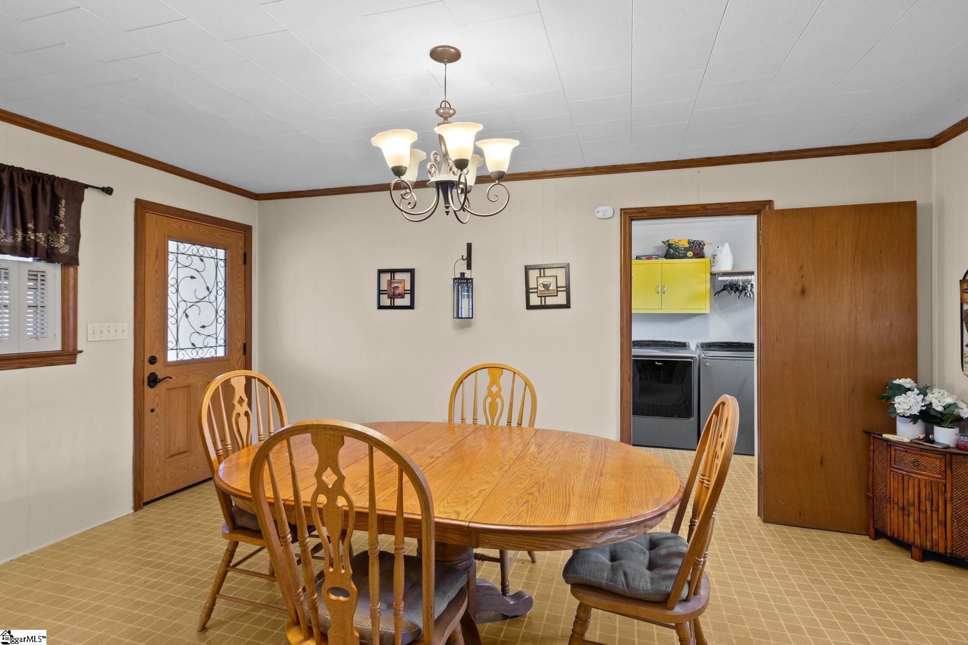 1026 Sunset Boulevard Clinton, SC 29325 - Photo 10 of 40