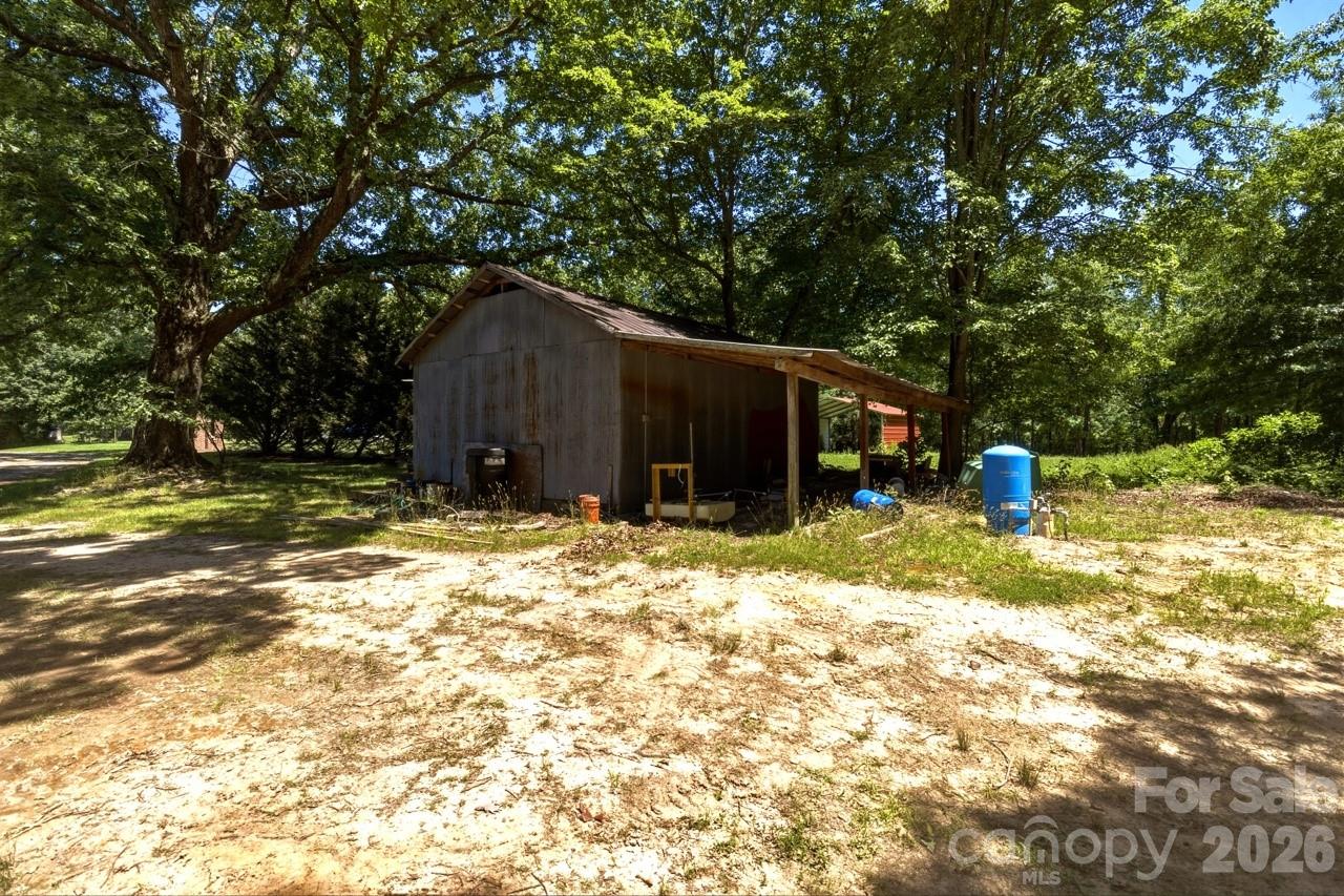 3443 Tryon Courthouse Road Cherryville, NC 28021 - Photo 20 of 32