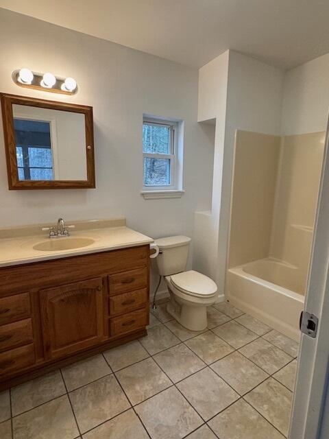 521 Pine Ridge Road Stroudsburg, PA 18360 - Photo 14 of 21 Primary bath