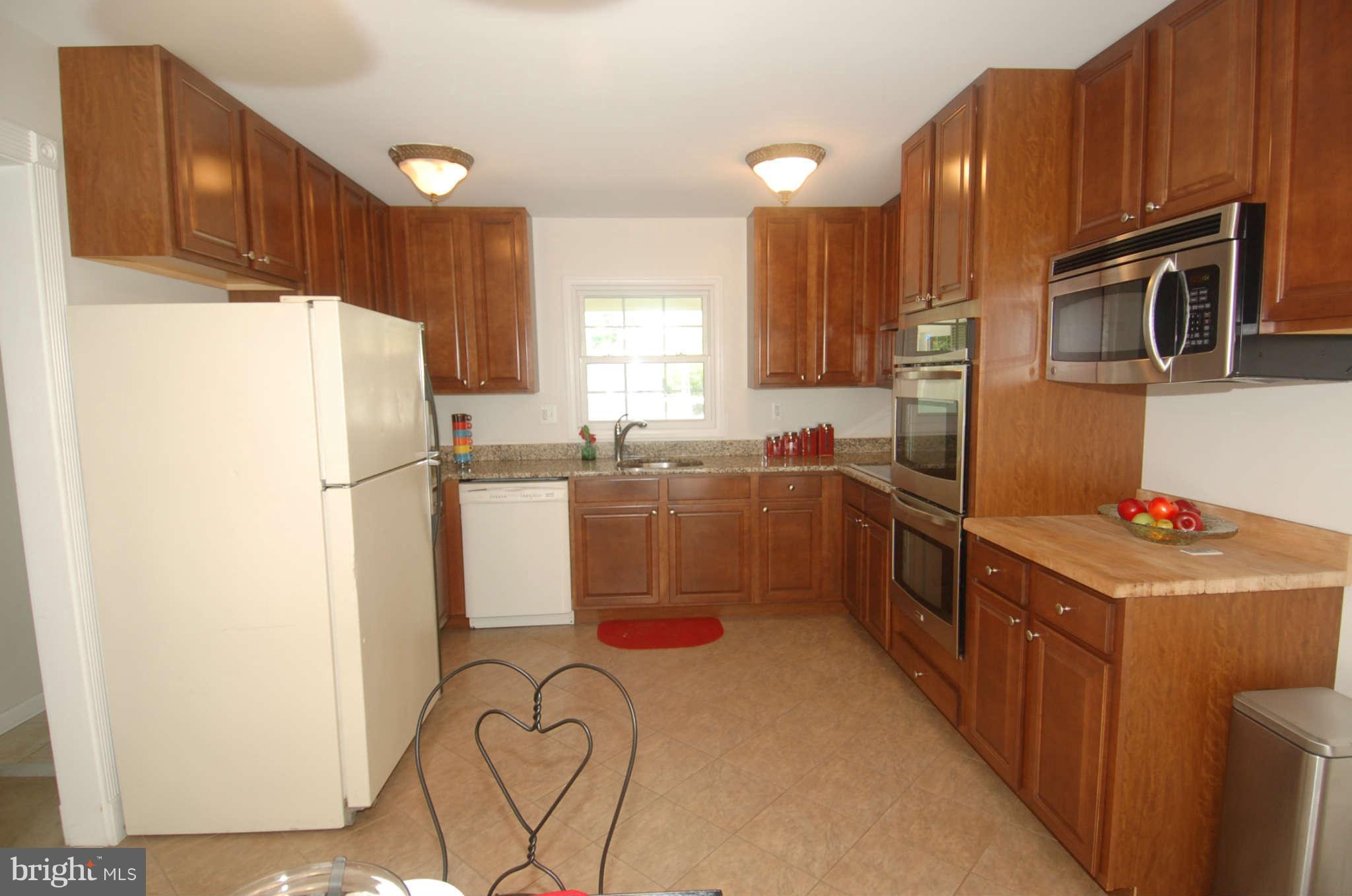 4913 Ridgeview Lane Bowie, MD 20715 - Photo 8 of 29 Kitchen