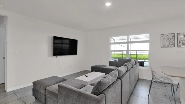 $3,400 | 16762 Carlton Pond Street, Wimauma, FL 33598