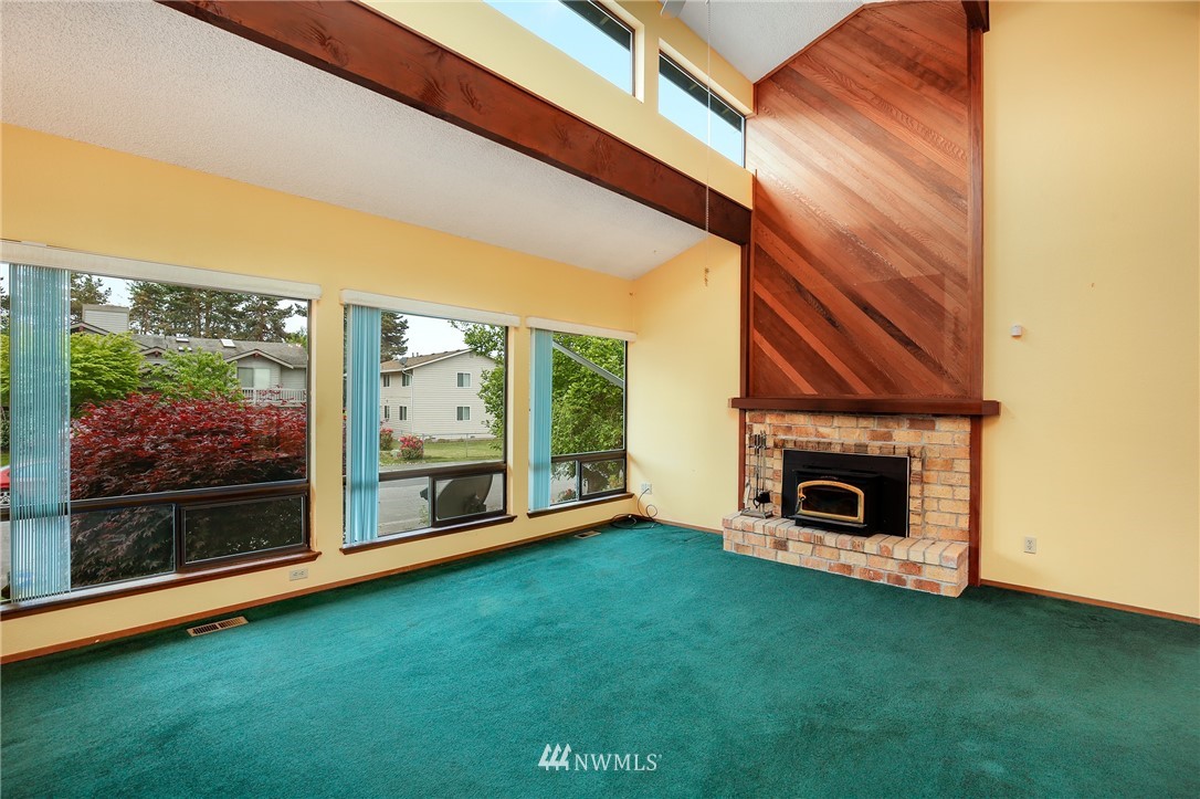 16224 Southeast 179th Street Renton, WA 98058 - Photo 2 of 25 Gallery Image 2