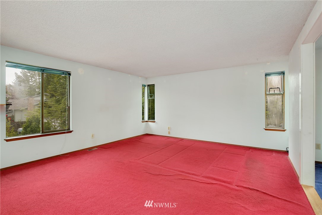 16224 Southeast 179th Street Renton, WA 98058 - Photo 12 of 25 Gallery Image 12