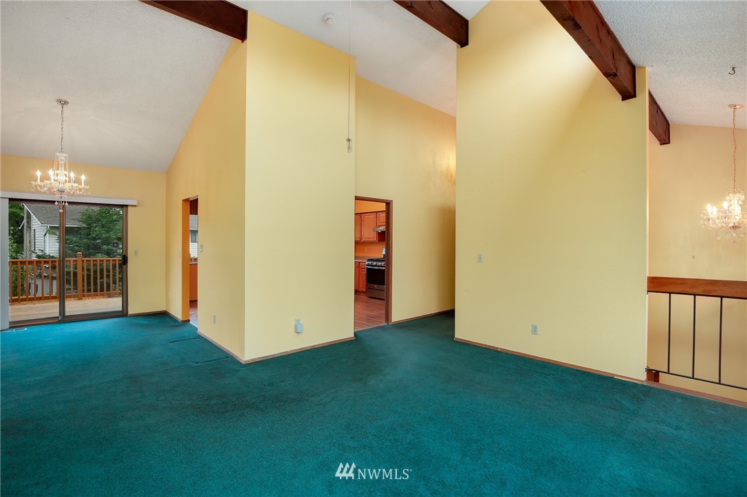 16224 Southeast 179th Street Renton, WA 98058 - Photo 4 of 25 Gallery Image 4