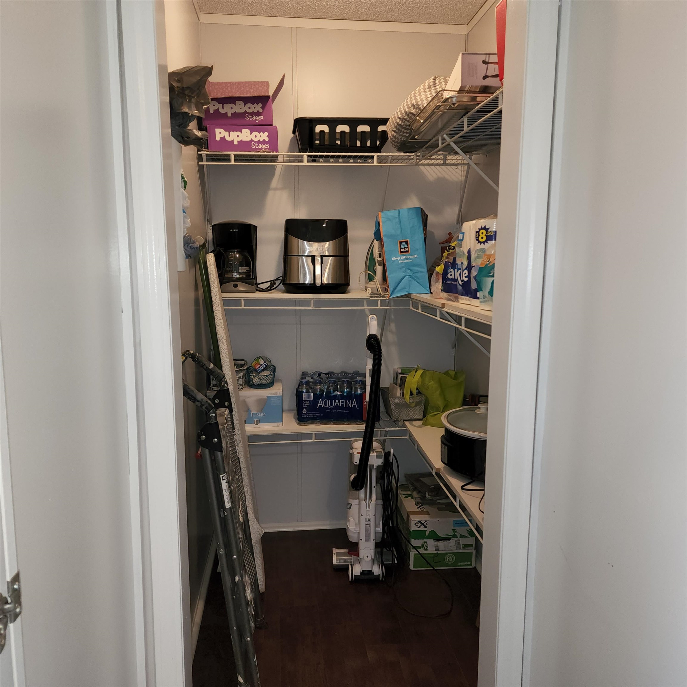 Walk in Pantry