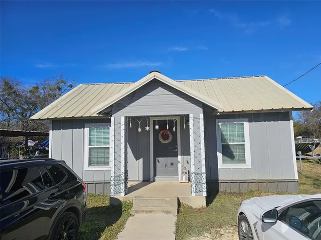 $170,000 | 165 Elmwood Road, Whitney, TX 76692