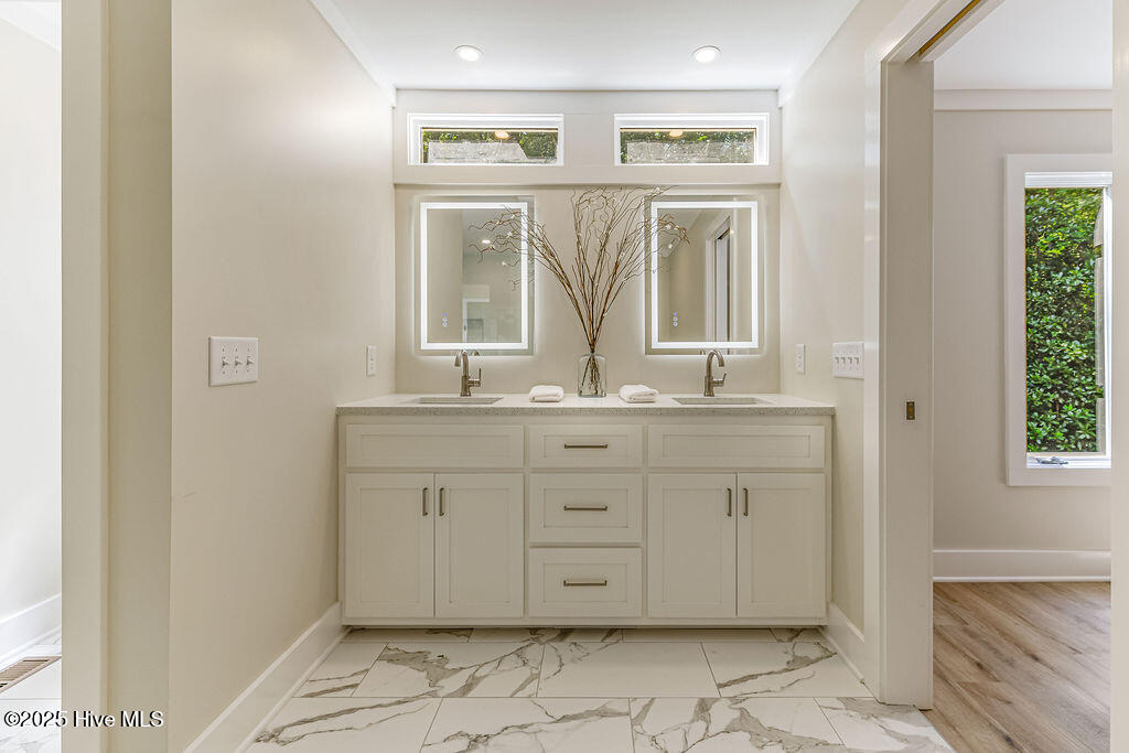 140 Mitchell Road Southern Pines, NC 28387 - Photo 26 of 66 Primary Bath sinks 2