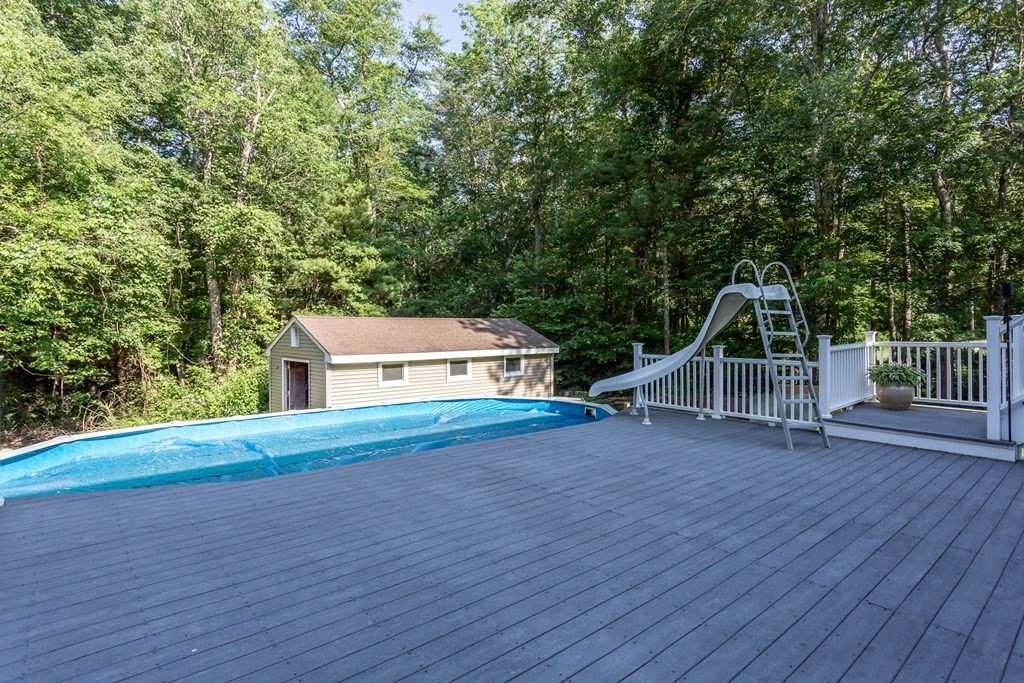 47 Flagg Swamp Road Freetown, MA 02717 - Photo 10 of 41 Gallery Image 10