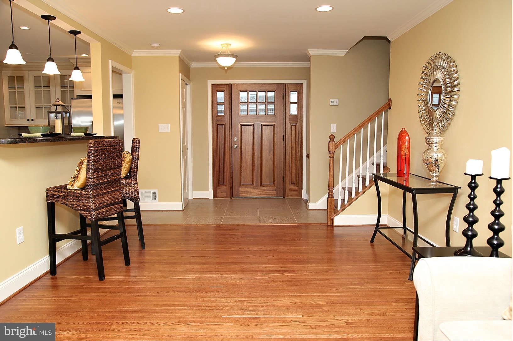 10815 Margate Road Silver Spring, MD 20901 - Photo 4 of 28 Interior (General)