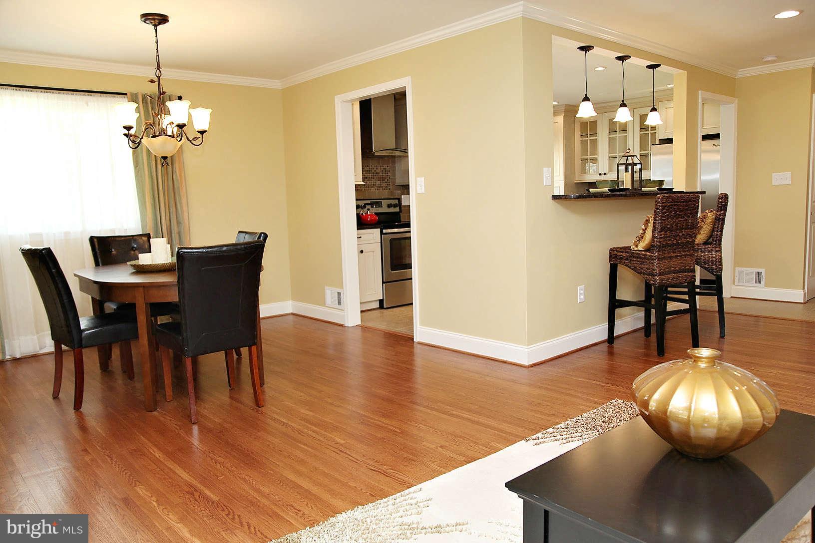 10815 Margate Road Silver Spring, MD 20901 - Photo 8 of 28 Dining Room