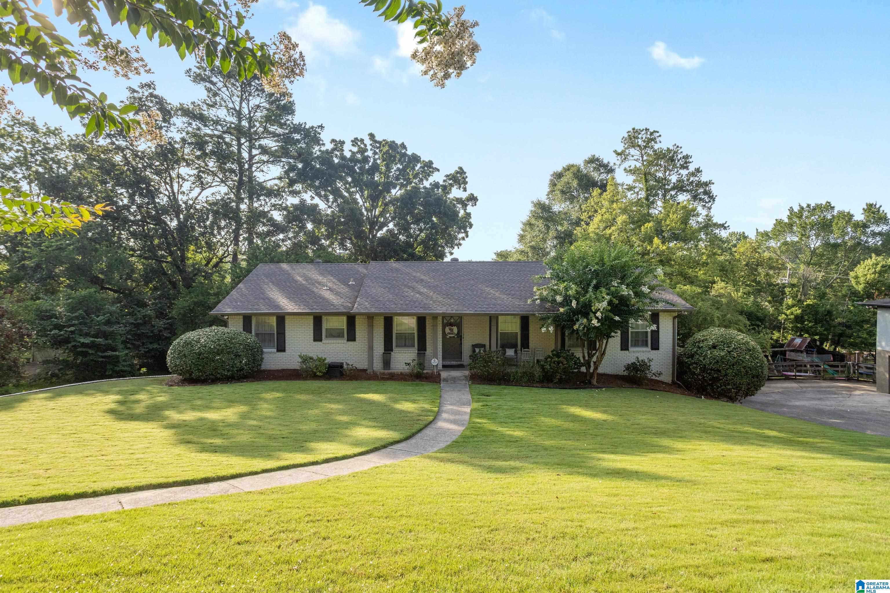 3316 Circle Hill Road Birmingham, AL 35243 - Photo 2 of 61