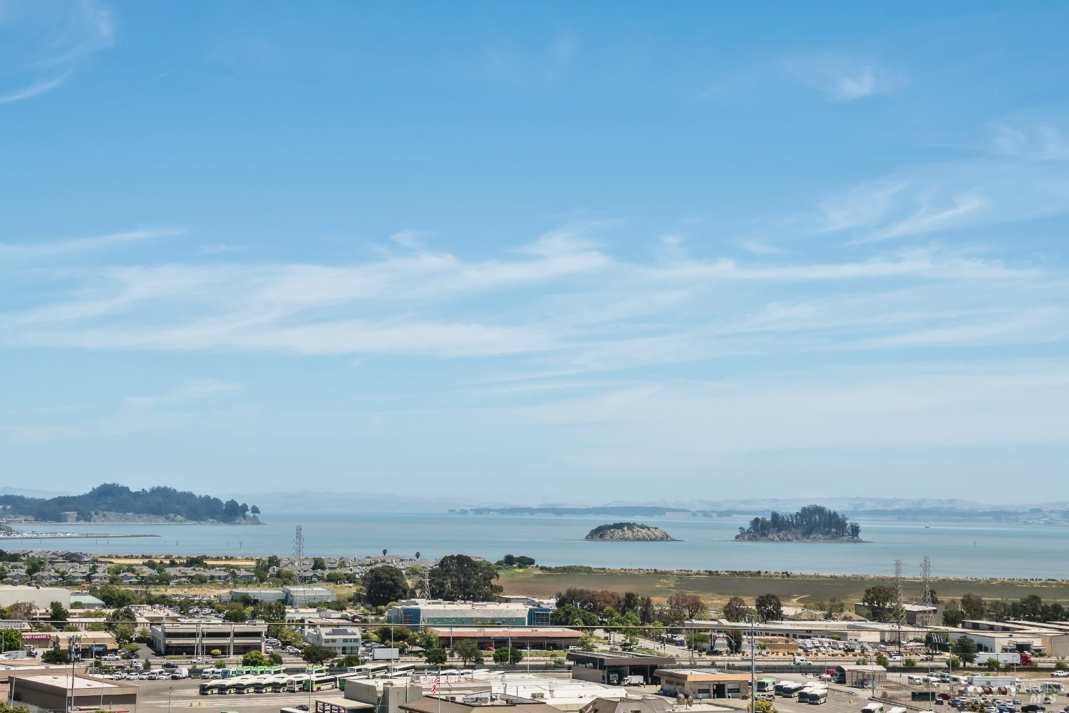 124 Tiburon Boulevard San Rafael, CA 94901 - Photo 1 of 39