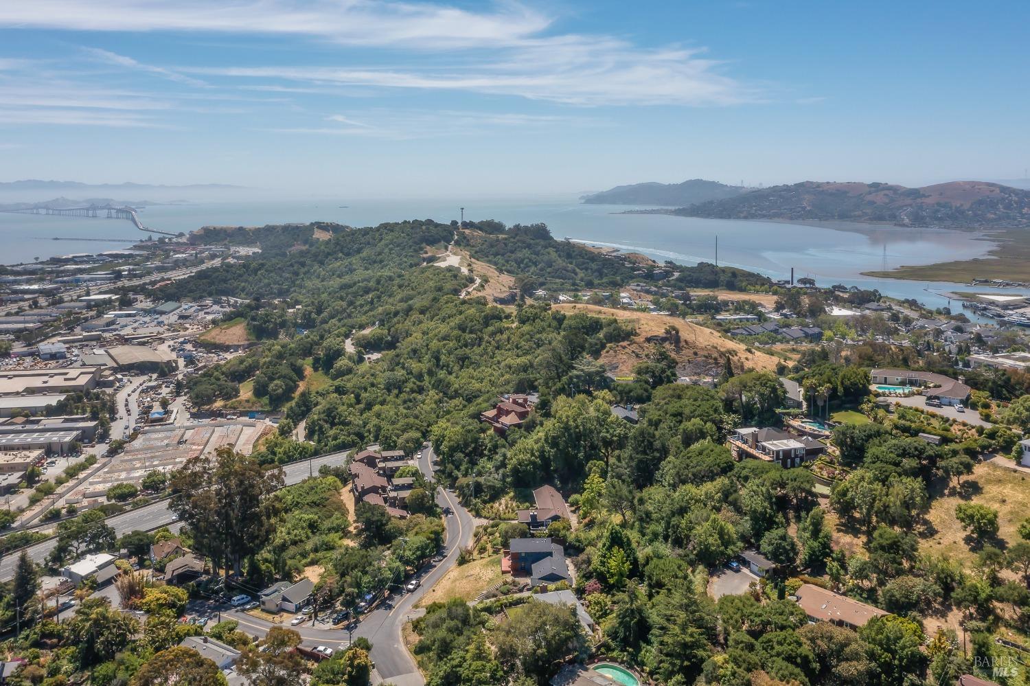 124 Tiburon Boulevard San Rafael, CA 94901 - Photo 33 of 39