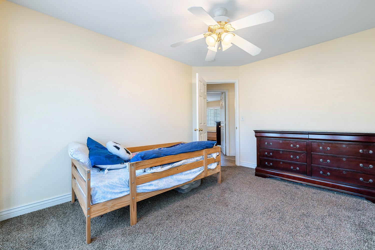 5741 Elwood Road Sanger, CA 93657 - Photo 27 of 71 Bedroom Two