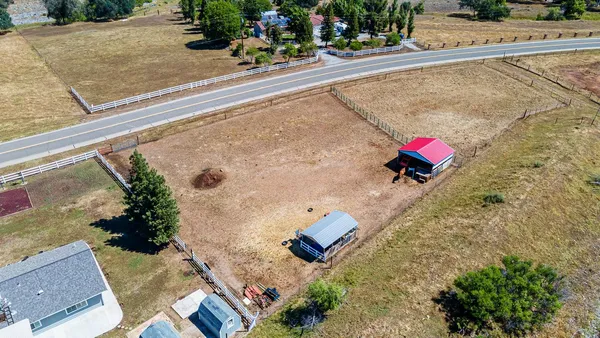 $535,000 | 5741 Elwood Road, Sanger, CA 93657