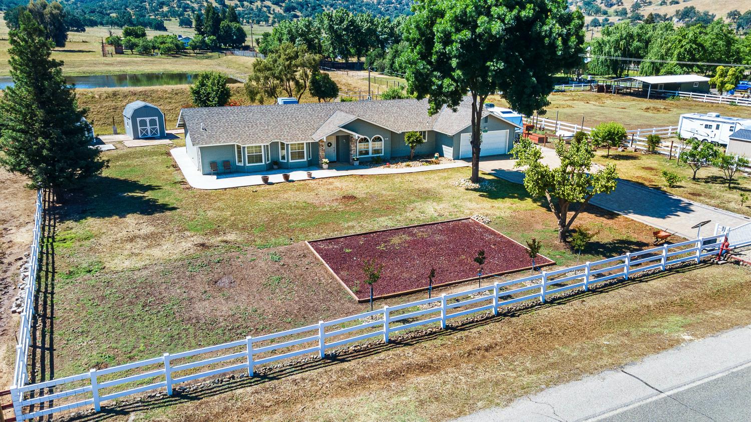 5741 Elwood Road Sanger, CA 93657 - Photo 70 of 71