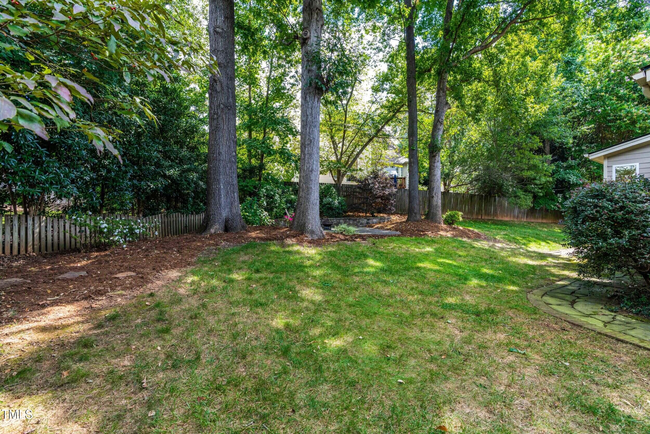 9404 Floral Ridge Court Raleigh, NC 27613 - Photo 51 of 60 Backyard