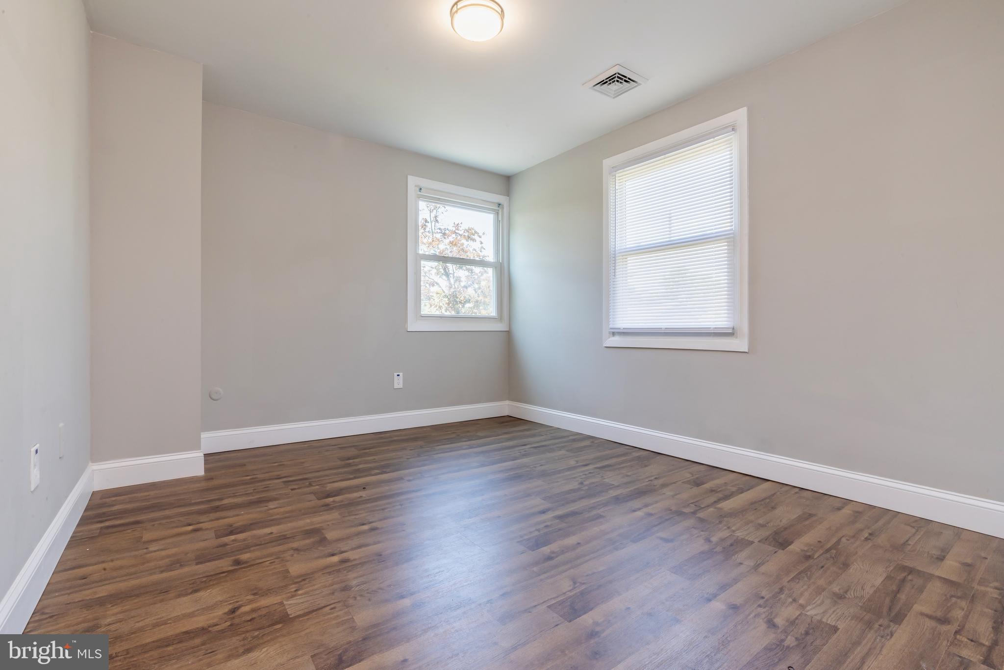 16 Midvale Lane Willingboro, NJ 08046 - Photo 22 of 29 Bedroom 2