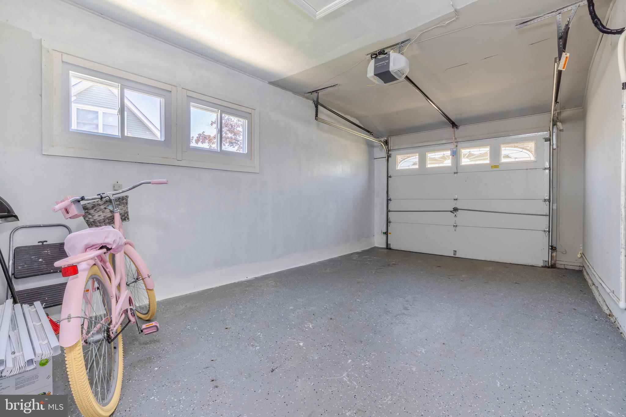16 Midvale Lane Willingboro, NJ 08046 - Photo 26 of 29 Garage