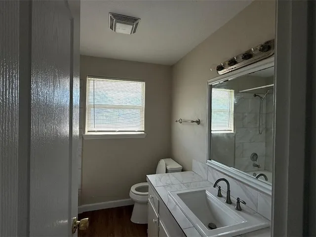 $2,025 | 108 Park Place, Portland, TX 78374