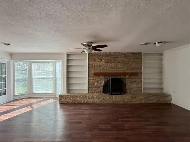 $2,025 | 108 Park Place, Portland, TX 78374