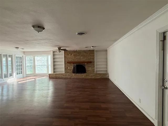 $2,025 | 108 Park Place, Portland, TX 78374