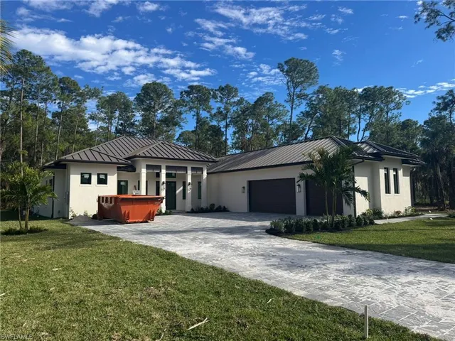 $1,850,000 | 1618 19th Street Southwest, Naples, FL 34117