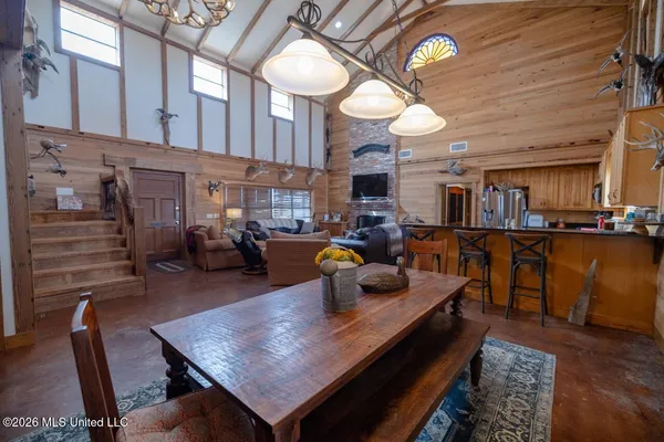 $7,950,000 | 860 Floweree Road, Redwood, MS 39156