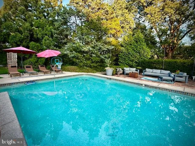 $895,000 | 117 South 8th Street, Mount Wolf, PA 17347