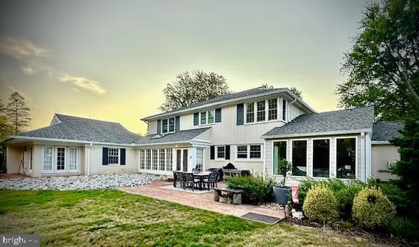 $875,000 | 117 South 8th Street, Mount Wolf, PA 17347