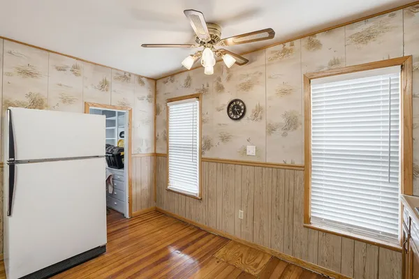$99,900 | 411 39th Street, Moline, IL 61265